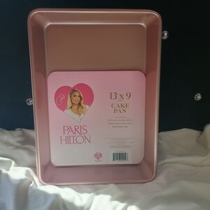 New Paris Hilton Elegant Rose Gold 13x9 Heavy Duty Non-stick Cake Pan